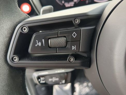 Used 2025 Porsche Cayenne GTS image 28