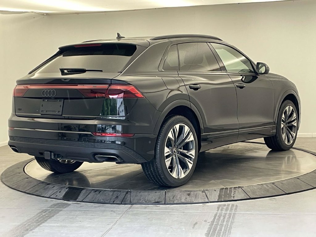 Certified 2025 Audi Q8 Premium w/ Black Optic Package AWD/4WD image 7