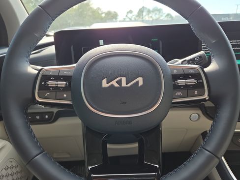 New 2026 Kia Carnival SX Prestige FWD image 25