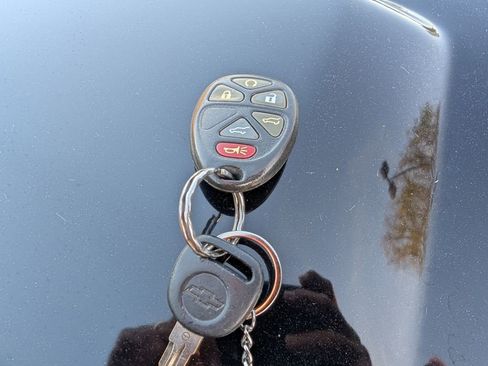 Used 2008 Chevrolet Suburban LT image 27