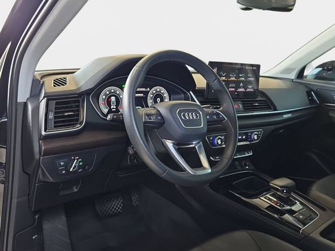 Certified 2023 Audi Q5 2.0T Premium Plus w/ Premium Plus Package AWD/4WD image 16