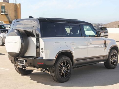 New 2026 Land Rover Defender 110 S image 4