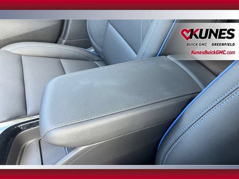 New 2026 Buick Envista Sport Touring w/ Convenience I Package FWD image 30