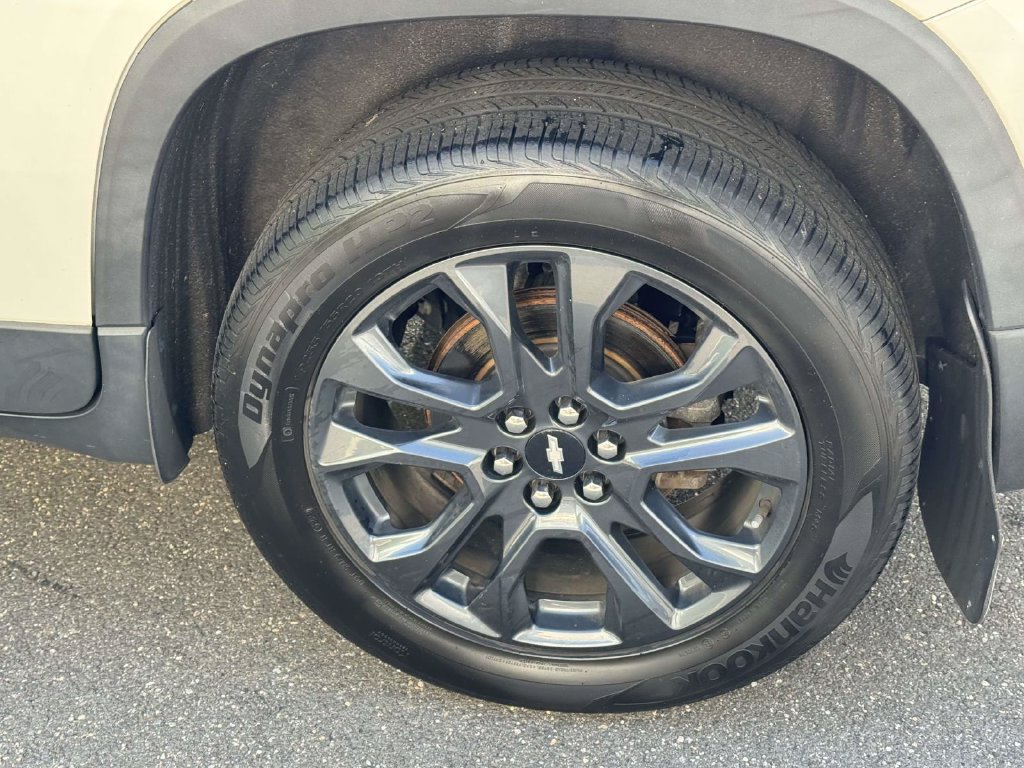 Used 2020 Chevrolet Traverse RS AWD/4WD image 10