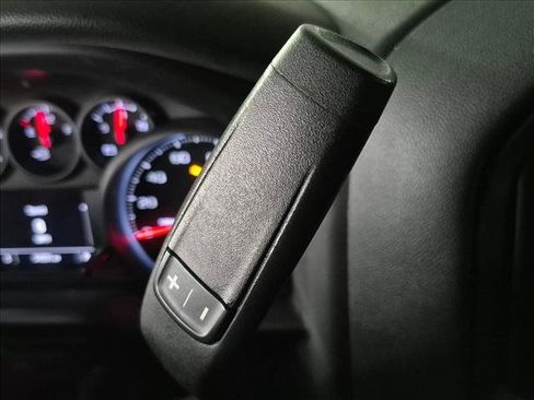 Used 2023 Chevrolet Silverado 1500 Custom RWD image 13
