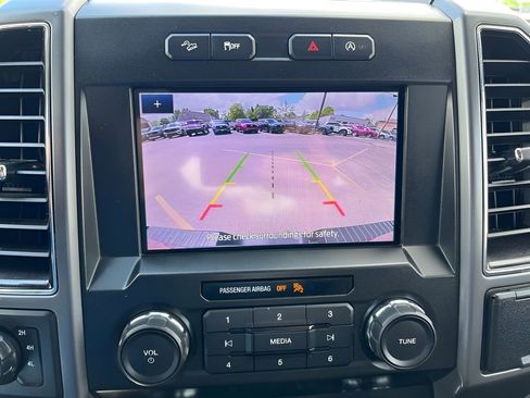 Used 2019 Ford F150 XLT w/ Equipment Group 302A Luxury AWD/4WD image 25