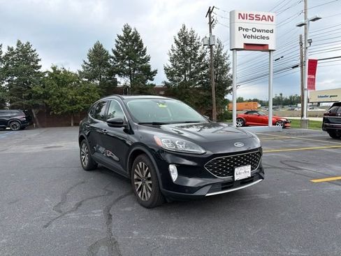 Used 2020 Ford Escape Titanium AWD/4WD image 7