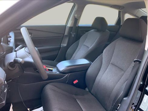Used 2023 Honda Accord EX image 8
