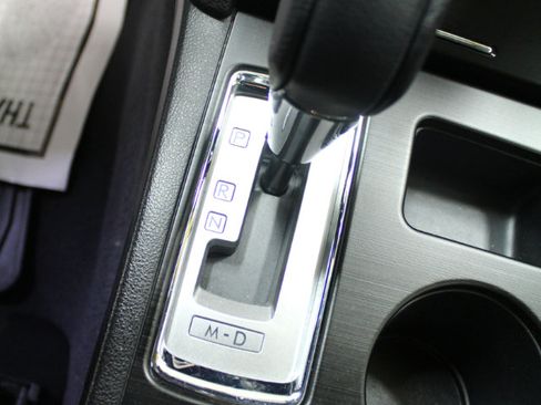 Used 2016 Subaru Legacy 2.5i Limited image 19