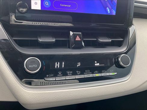 Used 2026 Toyota Corolla LE image 32