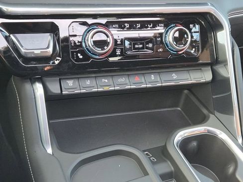 New 2026 GMC Sierra 2500 Denali Ultimate image 11