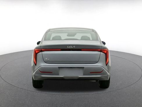 Used 2025 Kia K4 FWD image 8