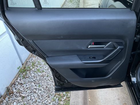 Used 2025 MAZDA CX-50 AWD 2.5 S w/ Select Package image 17