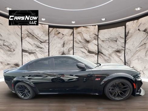 Used 2022 Dodge Charger Scat Pack RWD image 5