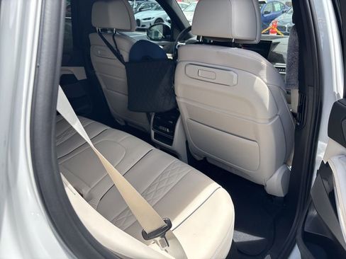 Used 2024 BMW X5 sDrive40i w/ M Sport Package RWD image 7