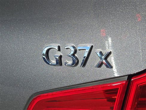 Used 2012 INFINITI G37 x w/ Premium Pkg image 30