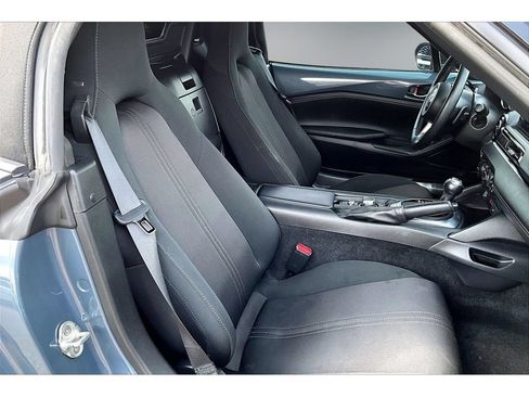 Used 2020 MAZDA MX-5 Miata Club w/ Interior Package RWD image 25