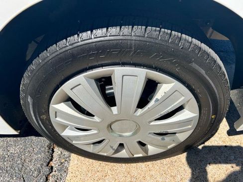 Used 2023 Toyota Corolla LE image 15