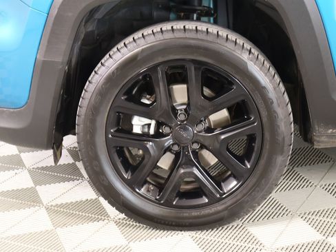 Used 2022 Jeep Renegade Altitude image 18