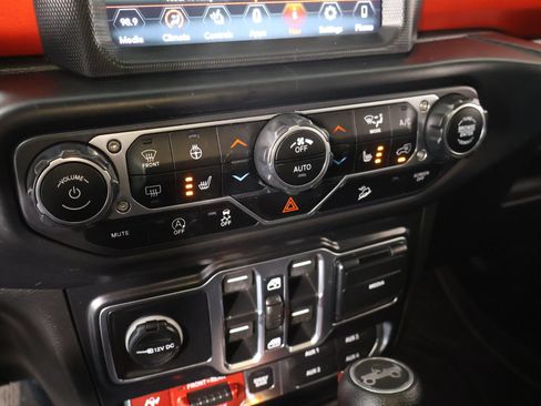 Used 2019 Jeep Wrangler Unlimited Rubicon AWD/4WD image 8