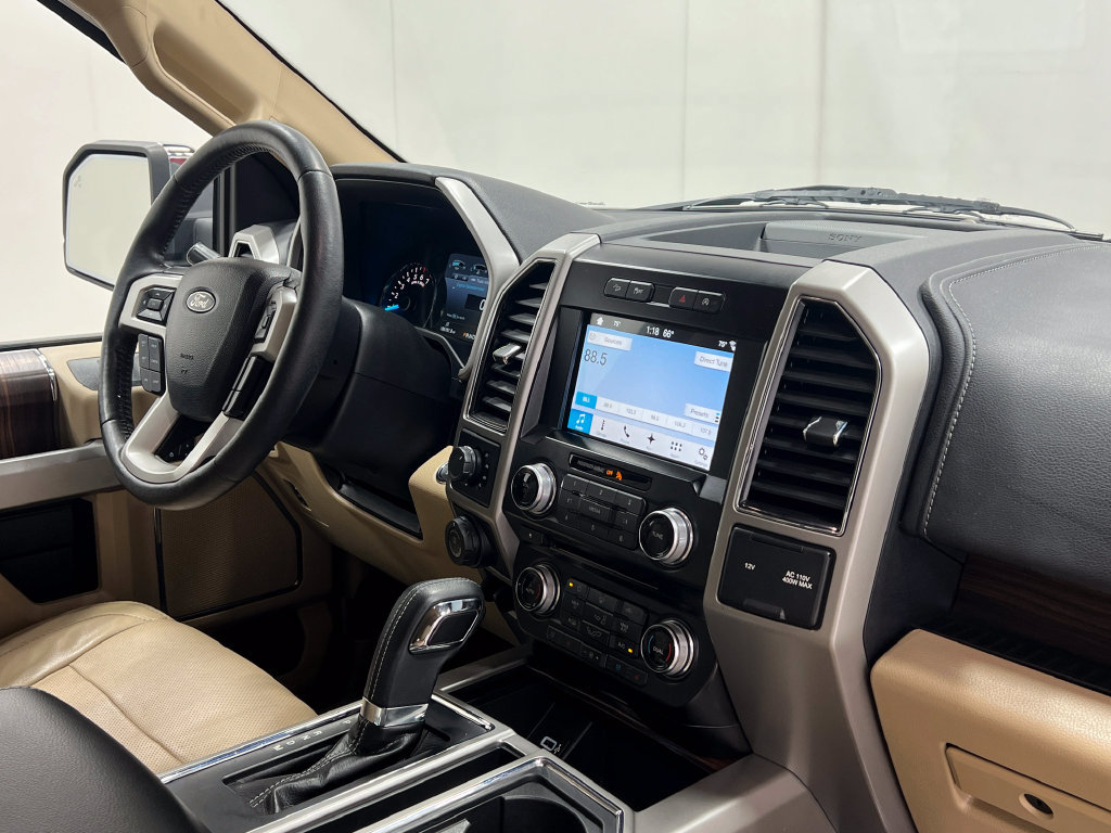 Used 2017 Ford F150 Lariat w/ Equipment Group 502A Luxury AWD/4WD image 22