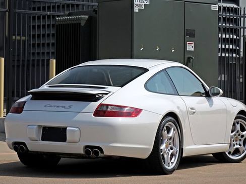 Used 2006 Porsche 911 Carrera S RWD image 5