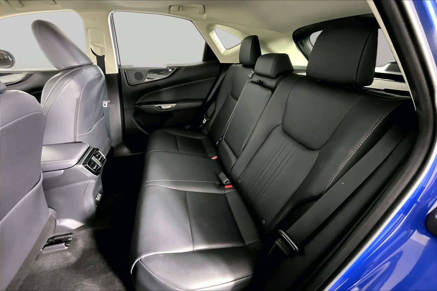 Used 2024 Lexus NX 350h AWD w/ Vision Package image 18