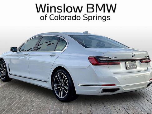 Used 2020 BMW 750i xDrive w/ Cold Weather Package image 4
