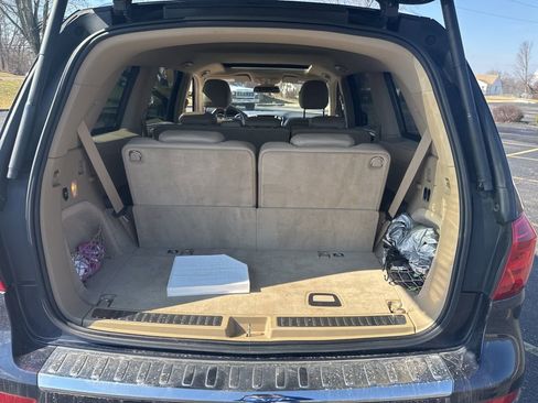 Used 2015 Mercedes-Benz GL 450 4MATIC image 25