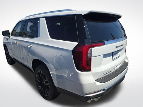 New 2026 GMC Yukon Denali AWD/4WD image 3