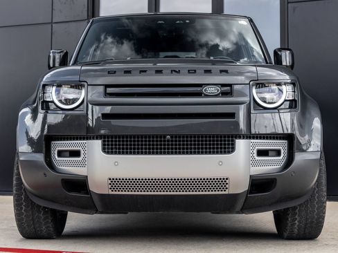 Used 2023 Land Rover Defender 90 S AWD/4WD image 4