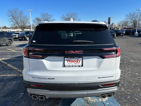 New 2026 GMC Acadia Elevation AWD/4WD image 9