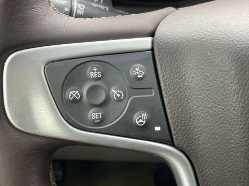 Used 2016 GMC Yukon XL SLT w/ Open Road Package image 24