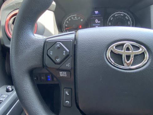 Used 2023 Toyota Tacoma SR AWD/4WD image 33