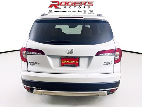 Used 2020 Honda Pilot Touring image 7