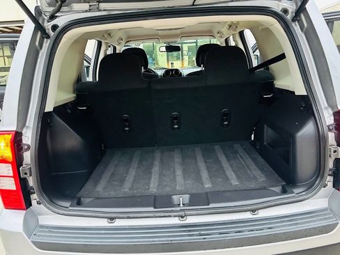 Used 2016 Jeep Patriot Sport w/ Power Value Group image 17