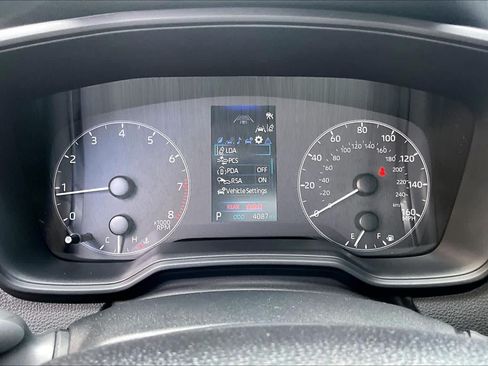 Used 2024 Toyota Corolla LE FWD image 26