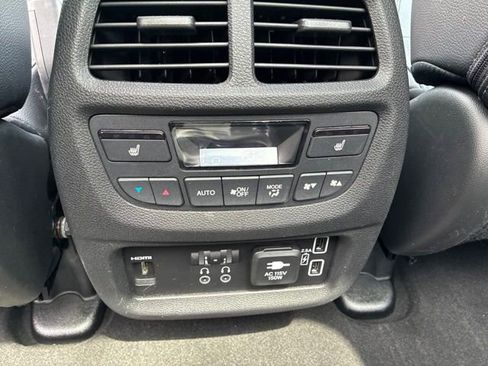 Used 2019 Honda Pilot Elite image 33