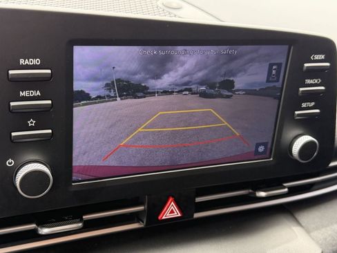 Used 2023 Hyundai Elantra SEL w/ Cargo Package FWD image 18