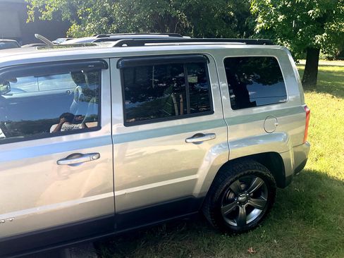 Used 2015 Jeep Patriot High Altitude image 25
