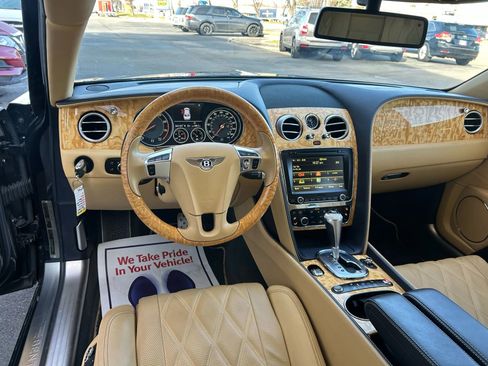 Used 2015 Bentley Flying Spur V8 image 4