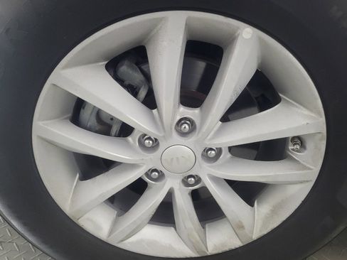 Used 2018 Kia Sorento LX image 31