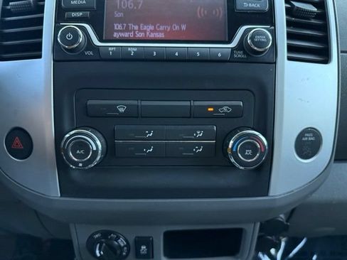 Used 2016 Nissan Frontier SV AWD/4WD image 18