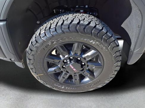 New 2026 GMC Sierra 2500 AT4 w/ AT4 Premium Plus Package image 27