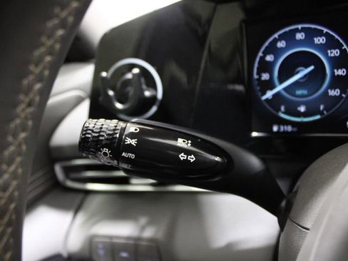 Used 2022 Hyundai Elantra SEL w/ Convenience Package image 34