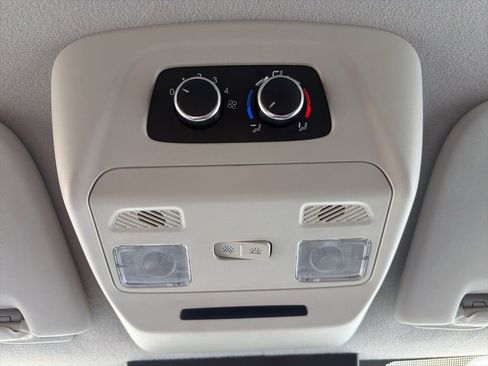 Used 2023 Ford Transit 350 XLT RWD image 19