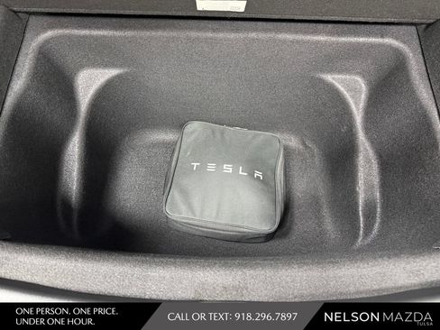 Used 2021 Tesla Model Y Long Range AWD/4WD image 40
