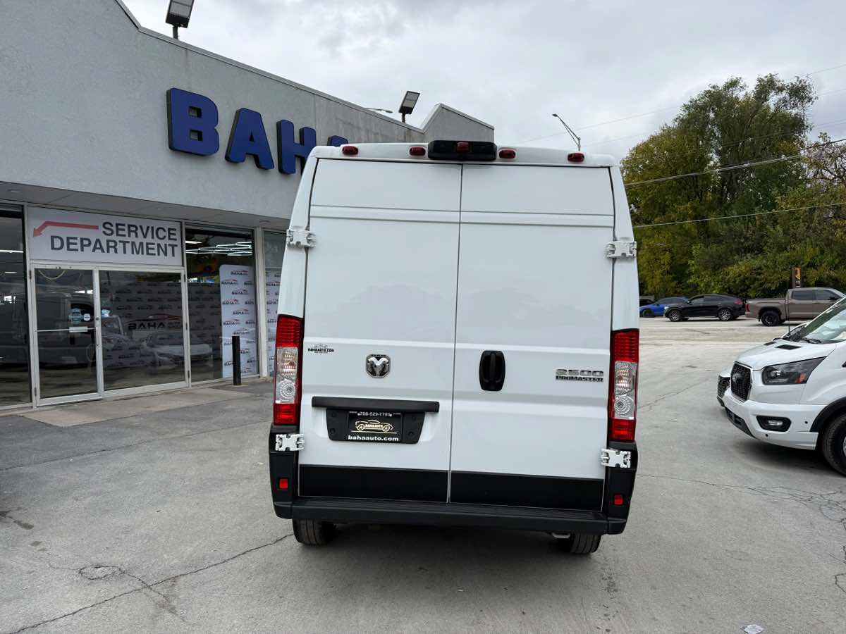 Used 2026 RAM ProMaster 2500 w/ Convenience Group FWD image 5