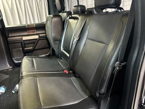 Used 2015 Ford F150 Lariat w/ Equipment Group 501A Mid RWD image 18