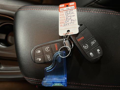 Used 2024 Dodge Durango GT image 28